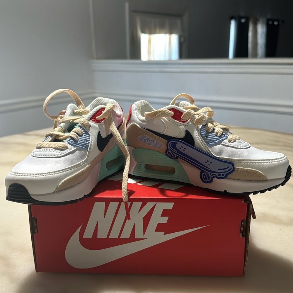 Kids Size 11 Shoe